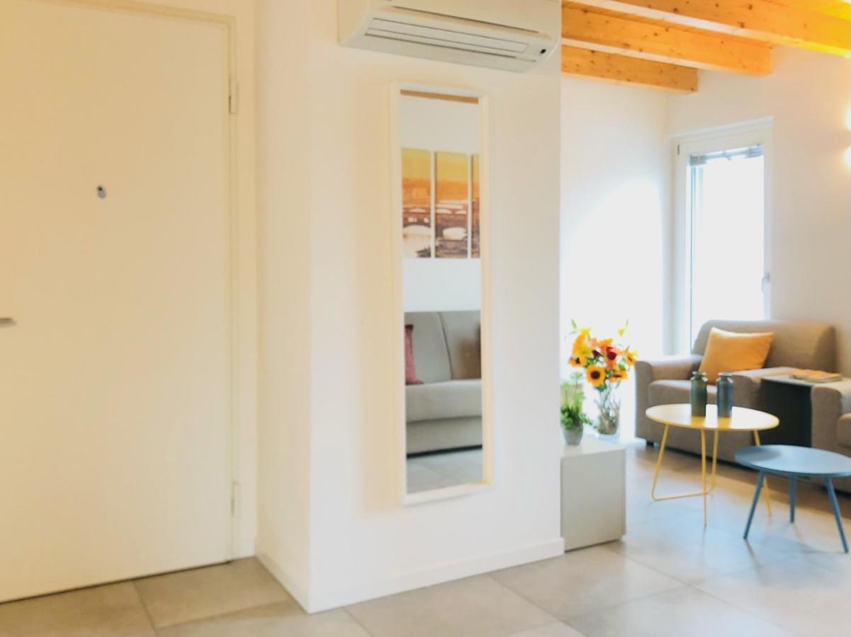 Stepandgo Milano Navigli Apartment Bagian luar foto