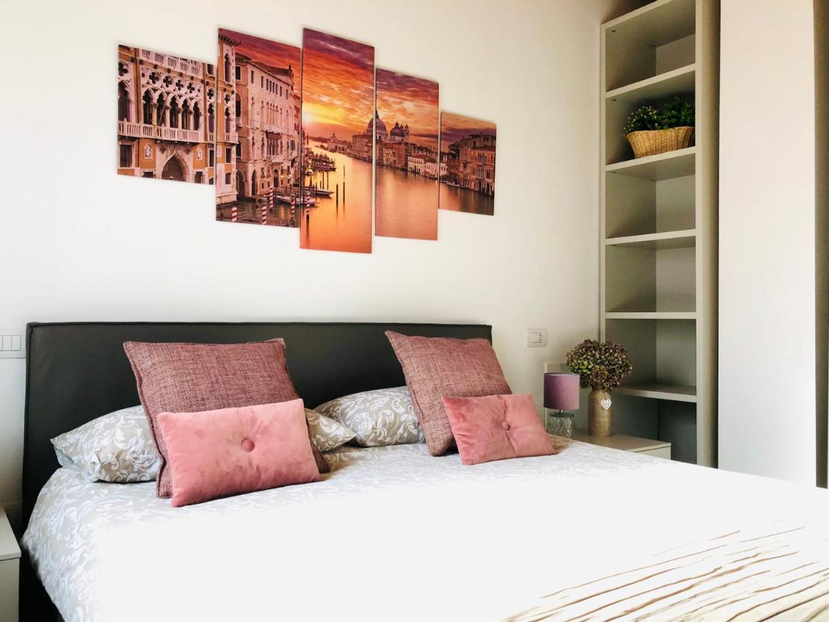 Stepandgo Milano Navigli Apartment Bagian luar foto