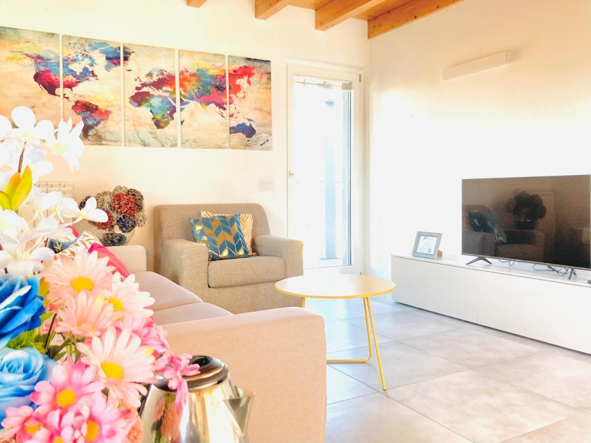 Stepandgo Milano Navigli Apartment Bagian luar foto