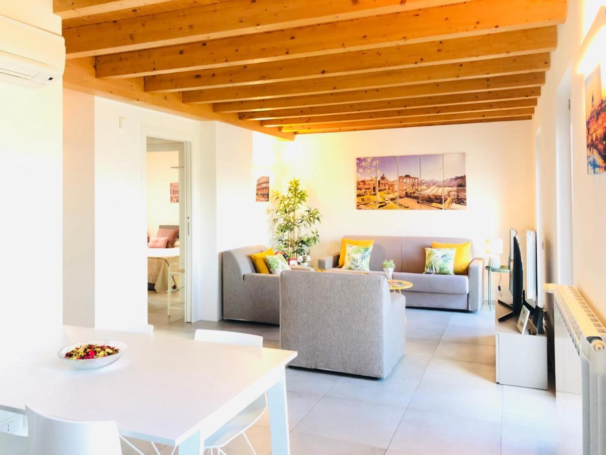 Stepandgo Milano Navigli Apartment Bagian luar foto