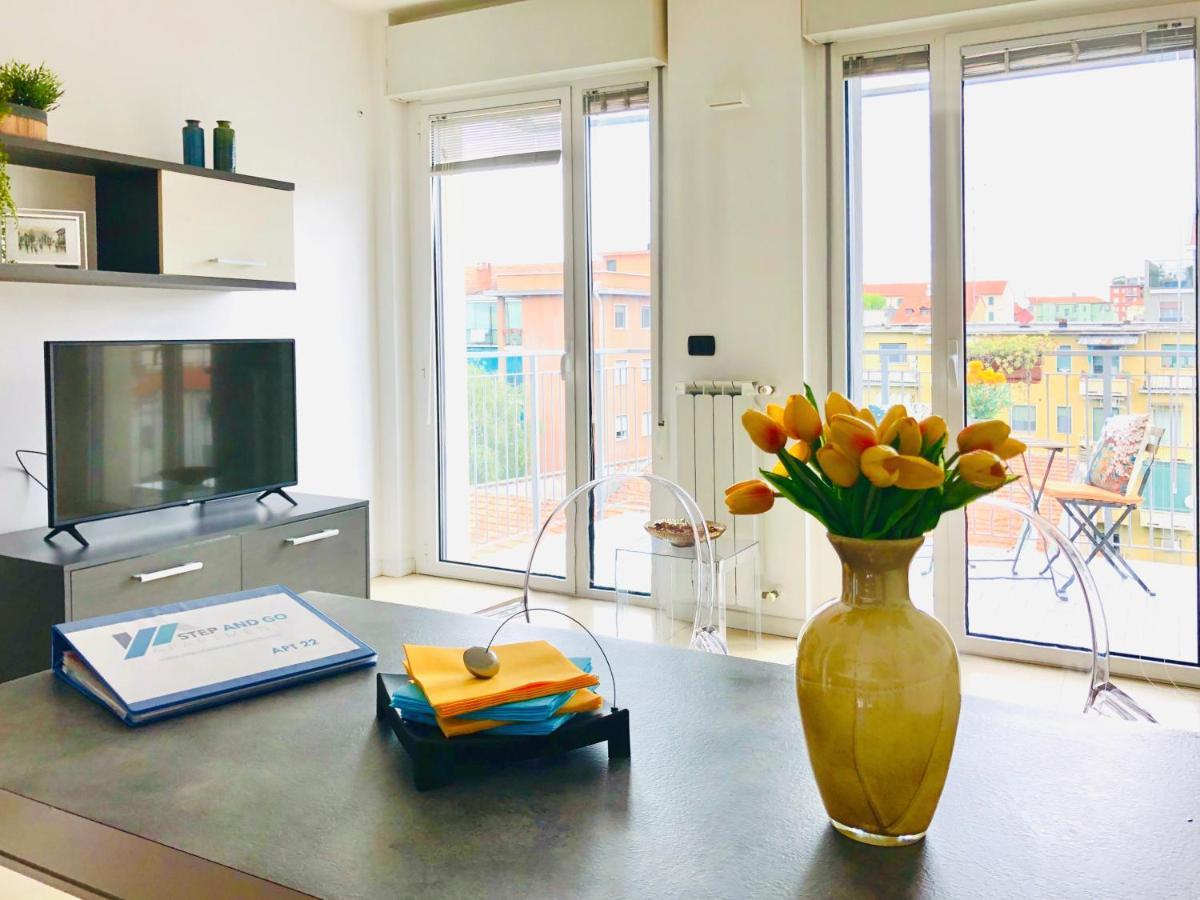 Stepandgo Milano Navigli Apartment Bagian luar foto