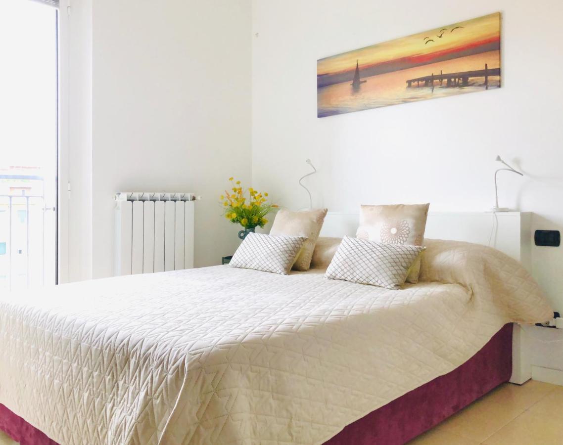 Stepandgo Milano Navigli Apartment Bagian luar foto